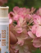 WoodenSpoon Sun Kiss balsam de buze SPF 45 4.3 ml