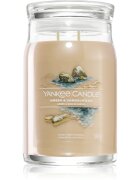 Yankee Candle Amber & Sandalwood lumânare parfumată 567 g