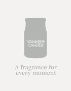 Yankee Candle Amber & Sandalwood lumânare parfumată 567 g
