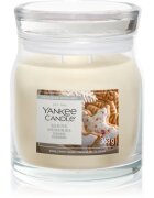 Yankee Candle Baking Memories lumânare parfumată 368 g