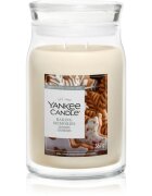 Yankee Candle Baking Memories lumânare parfumată 567 g