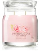 Yankee Candle Fresh Cut Roses lumânare parfumată 368 g