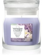 Yankee Candle Lavender Vanilla lumânare parfumată Signature 110 g