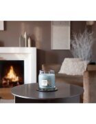 Yankee Candle Snow Kissed Pine lumânare parfumată 368 g