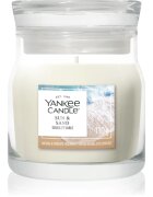 Yankee Candle Sun & Sand lumânare parfumată Signature 110 g