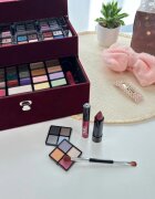 ZMILE COSMETICS Beauty Case Velvety servietă pentru cosmetice Dark Berry