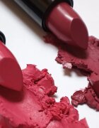 ZMILE COSMETICS Eye-Catcher servietă pentru cosmetice