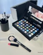ZMILE COSMETICS My Treasure Case servietă pentru cosmetice