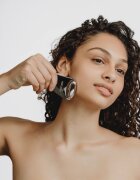 Zoë Ayla 2-in-1 Gua Sha Roller accesoriu de masaj faciale 1 buc