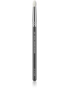 ZOEVA 231 Detail Crease Definer pensulă rotundă pentru aplicarea fardului de pleoape 1 buc