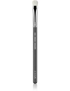 ZOEVA 234 Smoky Shader pensula pentru aplicarea fardului de pleoape 1 buc