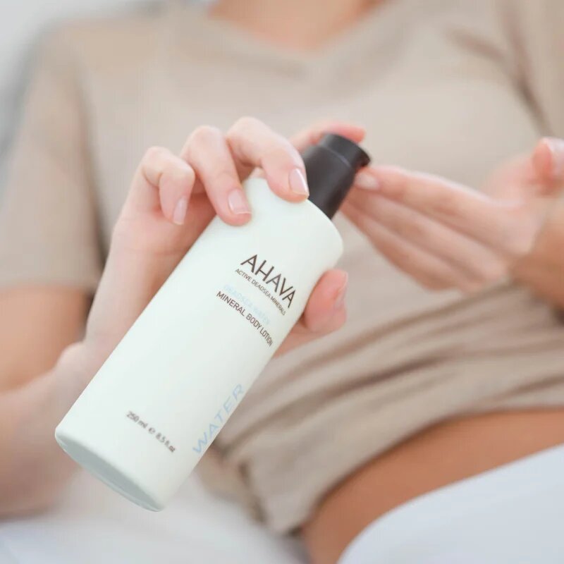 Ahava Body Essential Hydration lotiune corporala minerala 250 ml