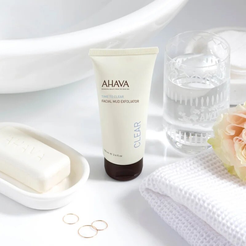 Ahava Time To Clear exfoliator cu namol pentru fata 100 ml
