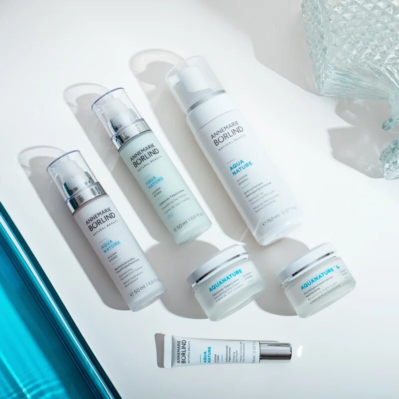 ANNEMARIE BÖRLIND AQUANATURE crema de zi usoara cu efect de netezire 50 ml