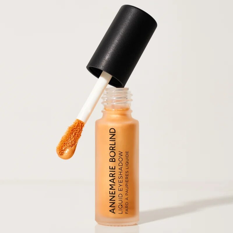 ANNEMARIE BÖRLIND Golden Hour Liquid Eye Shadow lichid fard ochi cu efect de hidratare 4.5 ml