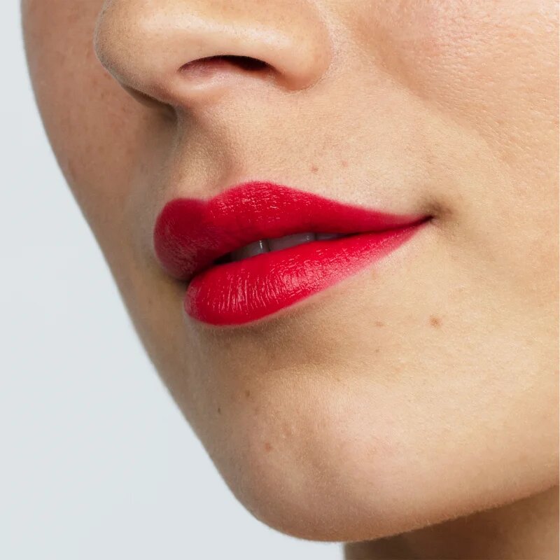 Antipodes Moisture-Boost Natural Lipstick ruj nutritiv culoare Forest Berry Red 4 g