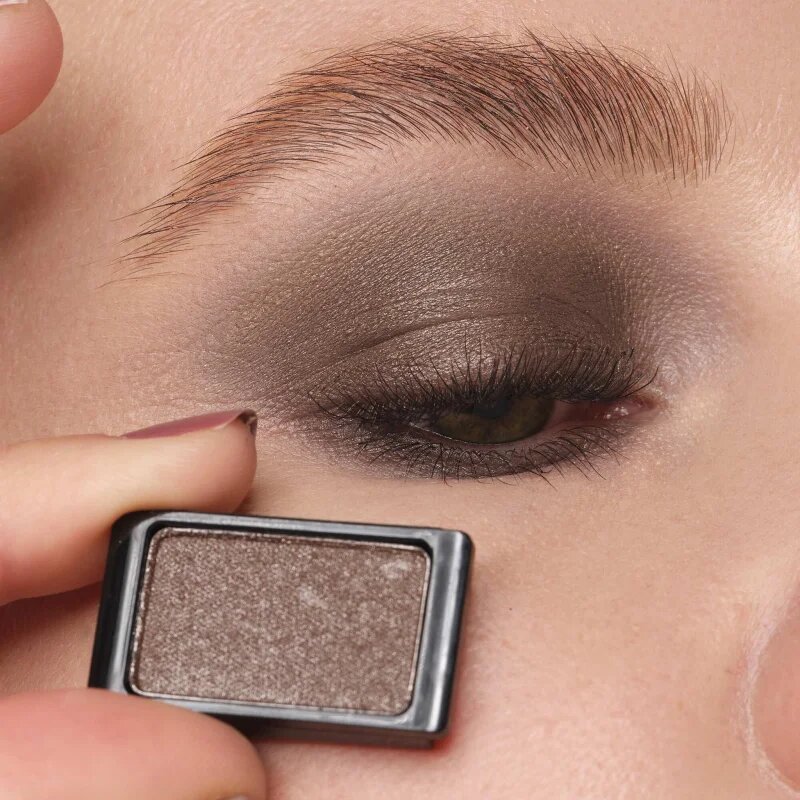 Artdeco Eyeshadow Duochrome fard ochi pentru inserare în paletă culoare 3.218 soft brown mauve 0.8 g