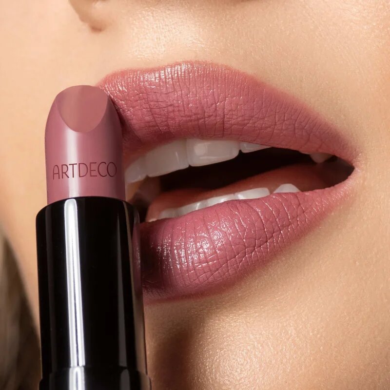 Artdeco Perfect Color ruj cremos cu finisaj satinat culoare 825 Royal Rose 4 g