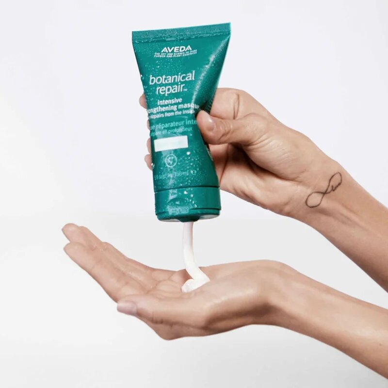 Aveda Botanical Repair™ Intensive Strengthening Masque Light masca cremoasa delicata pentru par frumos si sanatos 25 ml