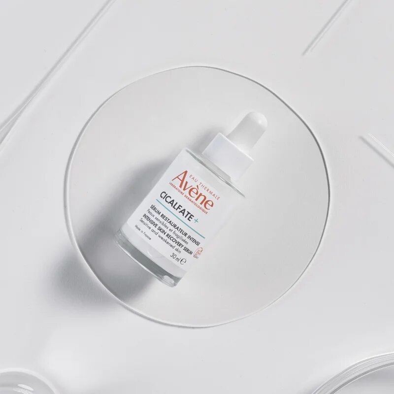 Avène Cicalfate+ Intensive Skin Recovery Serum ser intensiv reface bariera protectoare a pielii 30 ml