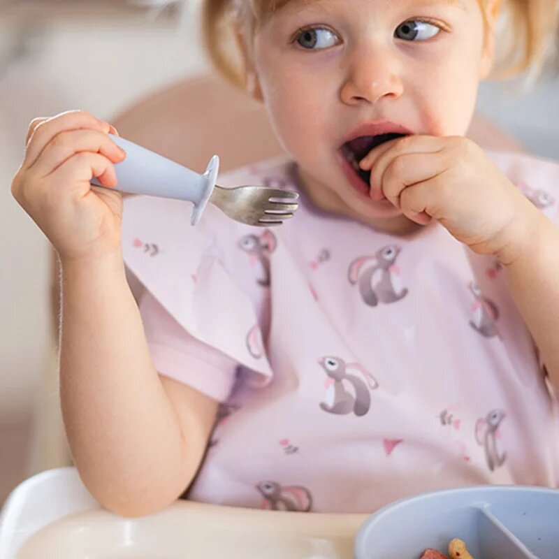 BabyOno Be Active Stainless Steel Spoon and Fork tacâmuri pentru copii Pink 12m+ 2 buc