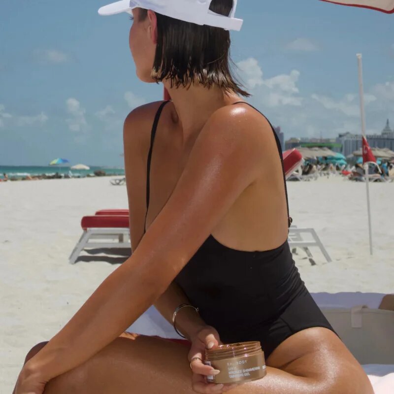Bali Body Shimmering Tanning Gel gel pentru plaja SPF 15 150 g