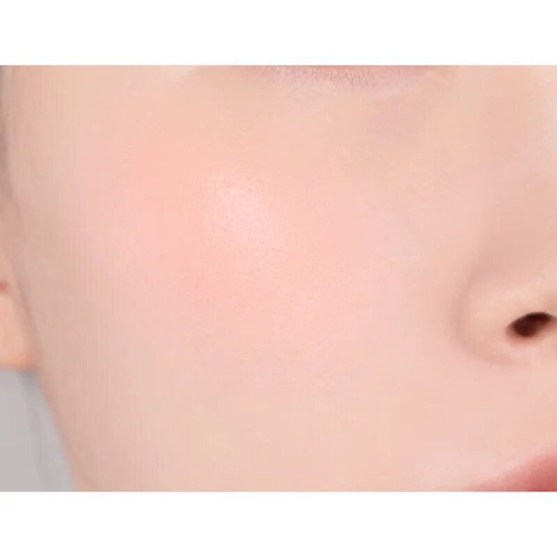Banila Co. Romantic Blush fard multifuncțional pentru buze și obraz pentru look perfect culoare 11 Ballerina 3.7 g