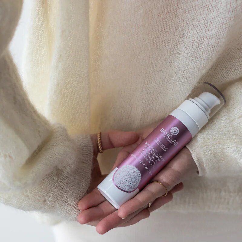 BasicLab Dermocosmetics Esteticus ser cu efect de regenerare intensiva cu ceramide 50 ml