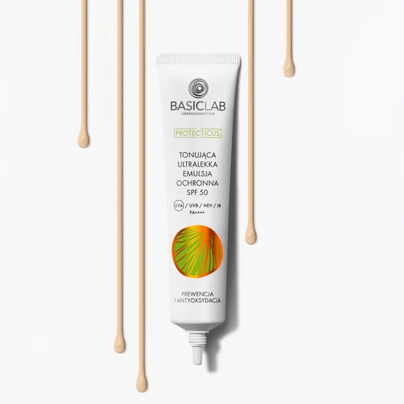BasicLab Dermocosmetics Protecticus Fluid nuantator pentru ten gras și mixt SPF 50+ 40 ml