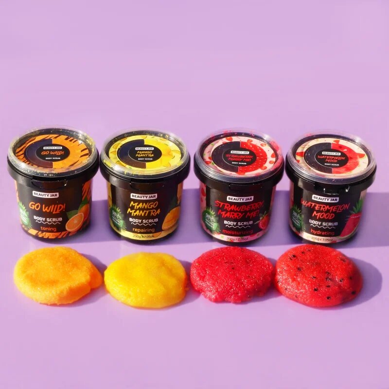 Beauty Jar Go Wild! exfoliant de corp hidratant cu efect revigorant 200 g