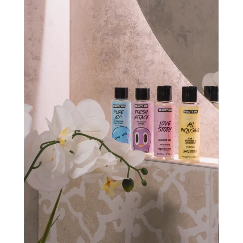 Beauty Jar Love Story gel de duș mătăsos 100 ml