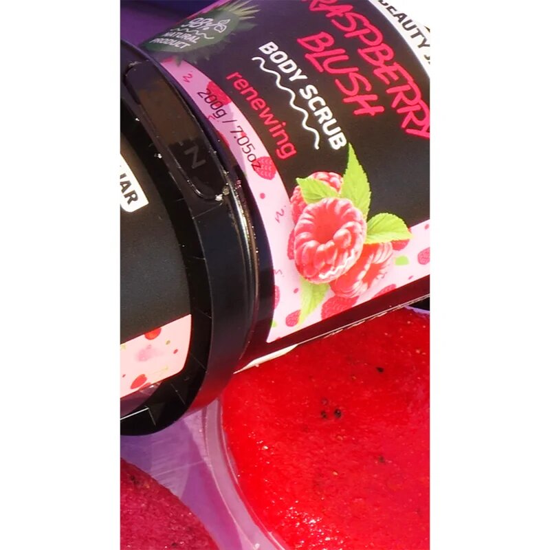 Beauty Jar Raspberry Blush peeling pentru corp cu efect revigorant 200 g