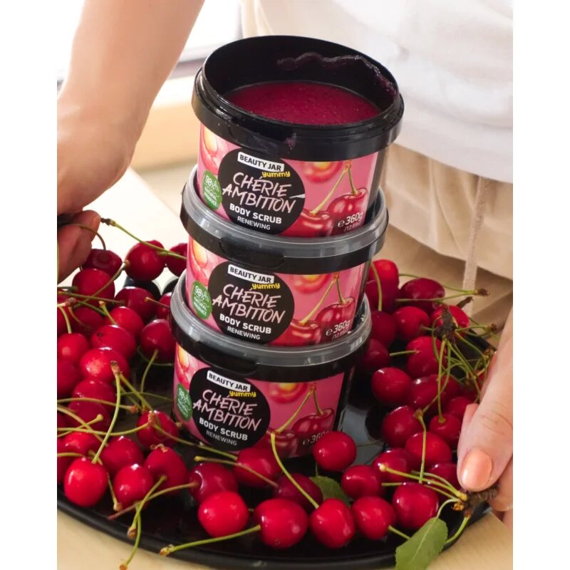 Beauty Jar Yummy Chérie Ambition exfoliant delicat pentru corp 360 g