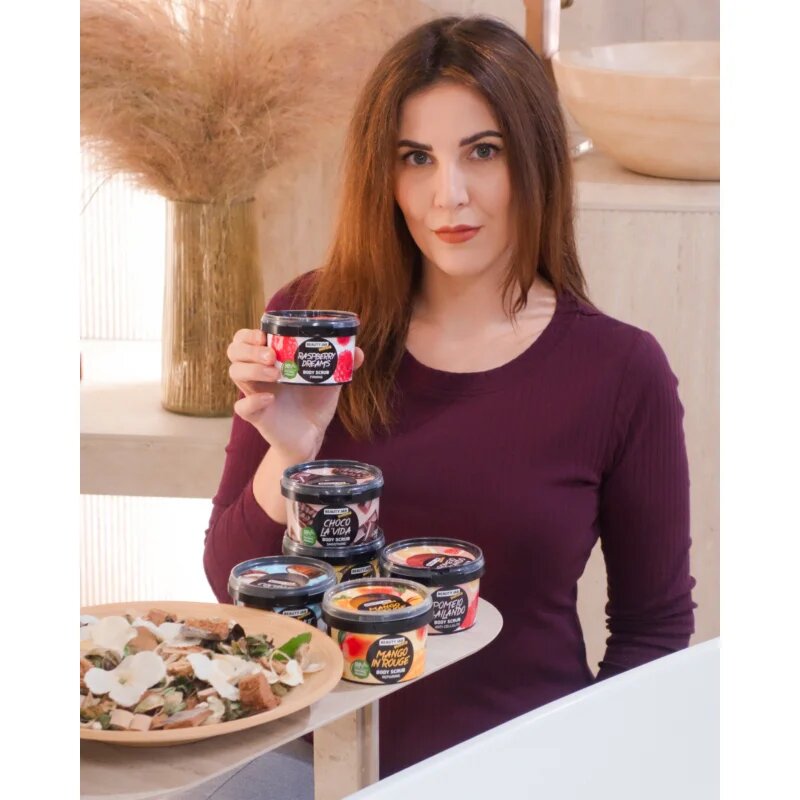 Beauty Jar Yummy Choco La'vida exfoliant pentru corp 360 g