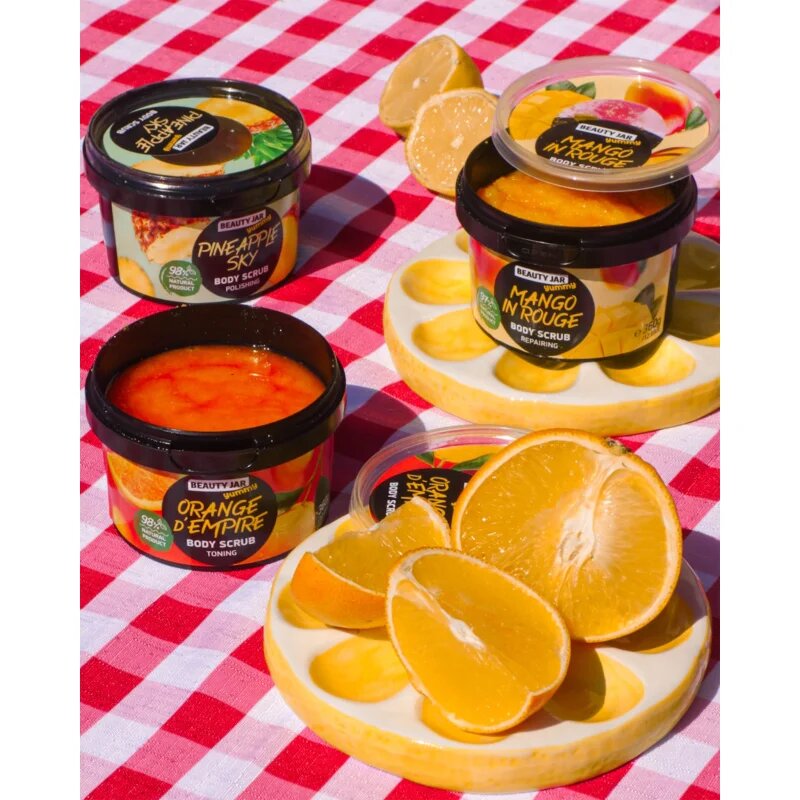 Beauty Jar Yummy Mango in Rouge exfoliant pentru corp 360 g
