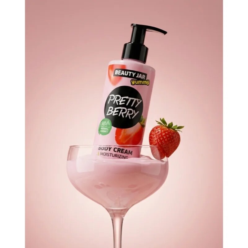 Beauty Jar Yummy Pretty Berry crema de corp hidratanta 250 ml