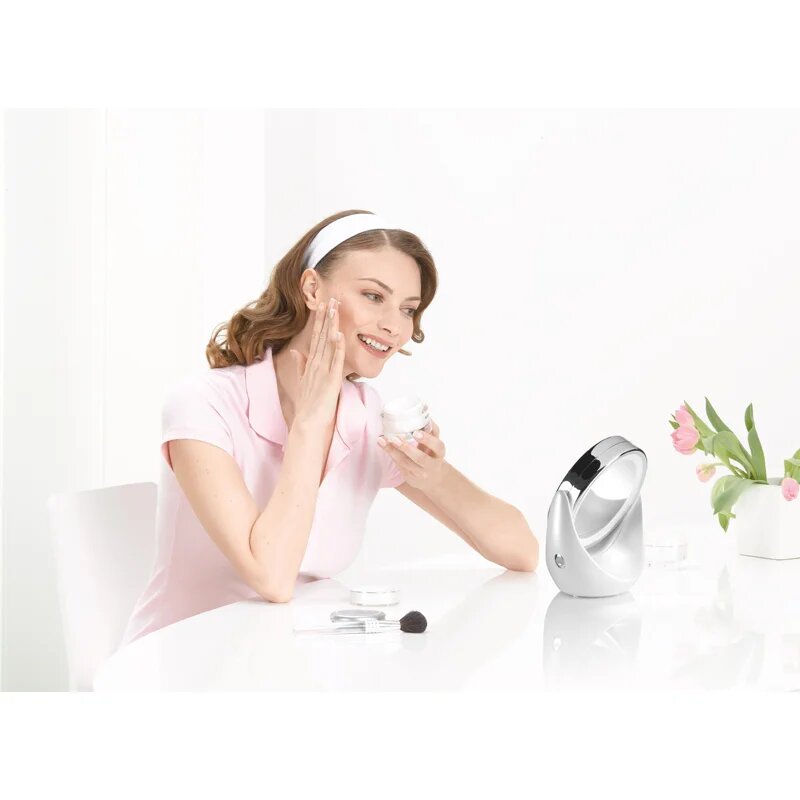 BEURER BS 49 oglinda cosmetica cu iluminare LED de fundal 1 buc