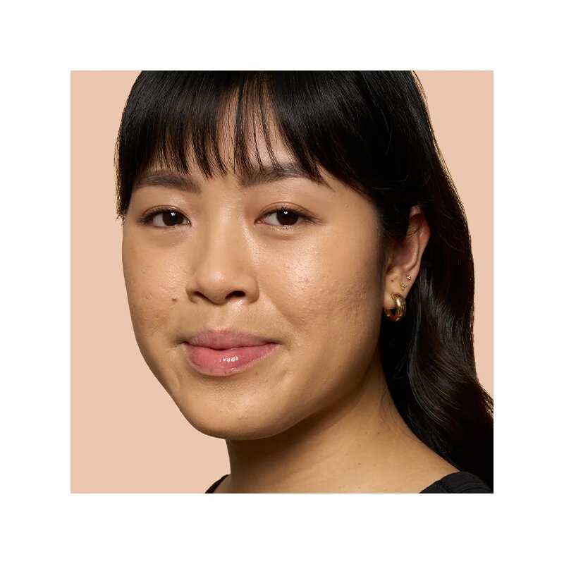 Bobbi Brown Weightless Skin Foundation SPF 15 machiaj persistent cu efect de hidratare culoare Golden Beige 30 ml