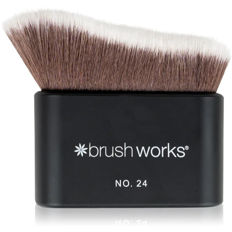 Brushworks Blending Face & Body Brush perie kabuki pentru față și corp tip NO. 24 1 buc
