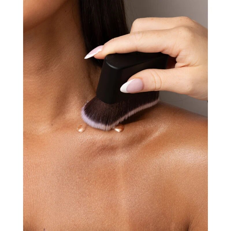 Brushworks Blending Face & Body Brush perie kabuki pentru față și corp tip NO. 24 1 buc