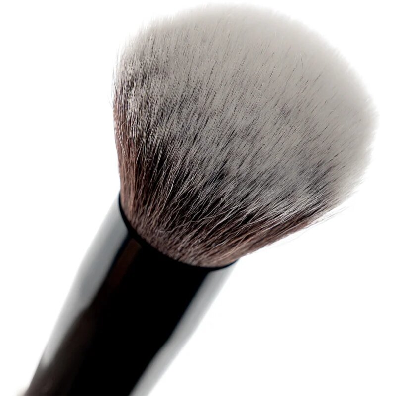 Brushworks Multi Tasking Brush perie multifuncțională tip NO. 3 1 buc