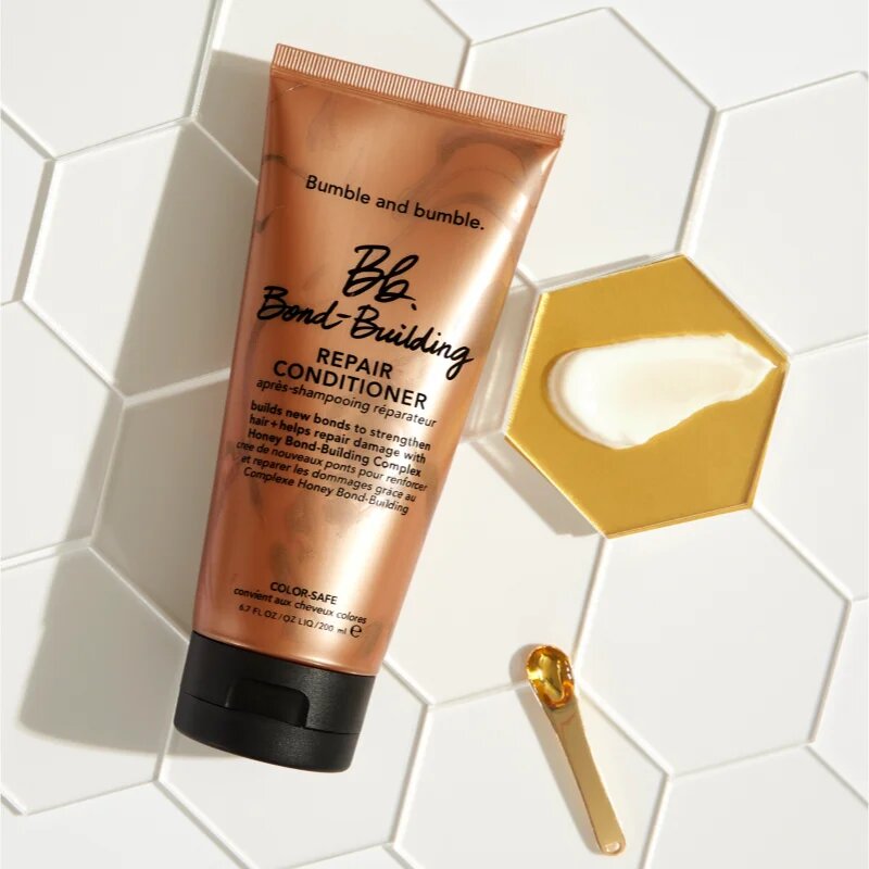 Bumble and Bumble Bb.Bond-Building Repair Conditioner balsam pentru regenerare pentru utilizarea de zi cu zi 1000 ml