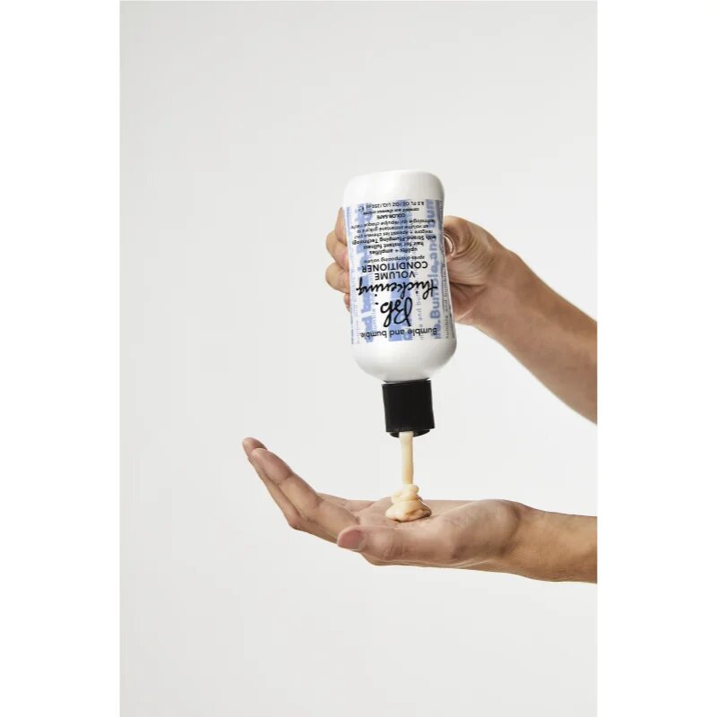 Bumble and Bumble Thickening Volume Conditioner balsam pentru volum și rezistanță 250 ml