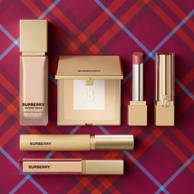 Burberry Beyond Volume Mascara mascara pentru volum si curbare 8 ml