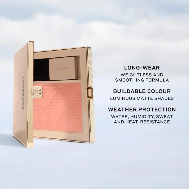 Burberry Beyond Wear Outdoor Blush fard de obraz sub forma de pudra culoare 11 Sand Beige 9 g
