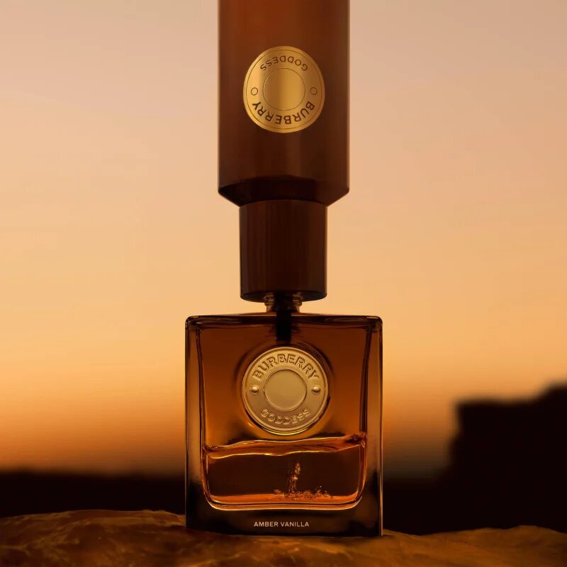 Burberry Goddess Amber Vanilla apă parfumată intense rezervă pentru femei 150 ml