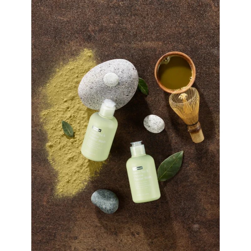 By Wishtrend Green Tea & Enzyme pudra de curatare fina 110 g