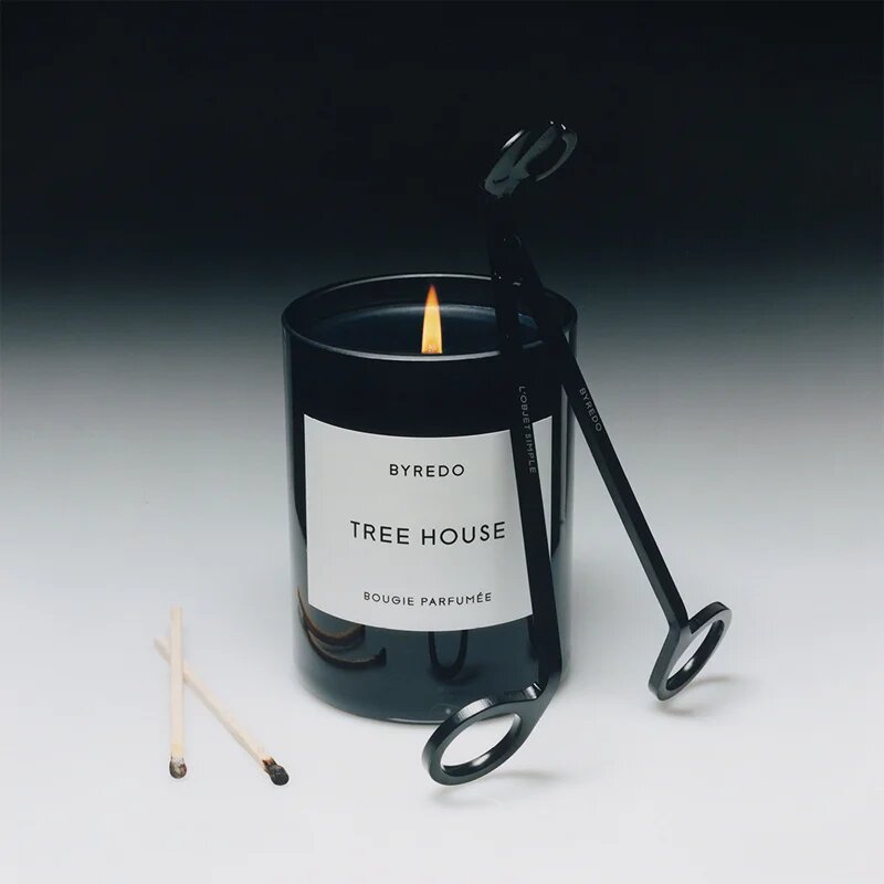 Byredo Tree House lumânare parfumată 240 g