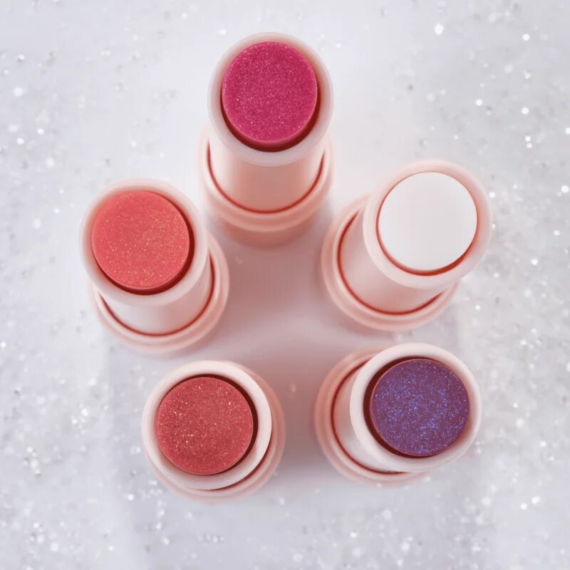 Catrice Diamond Glaze ruj strălucitor culoare 010 No Glitter No Glory 1.6 g