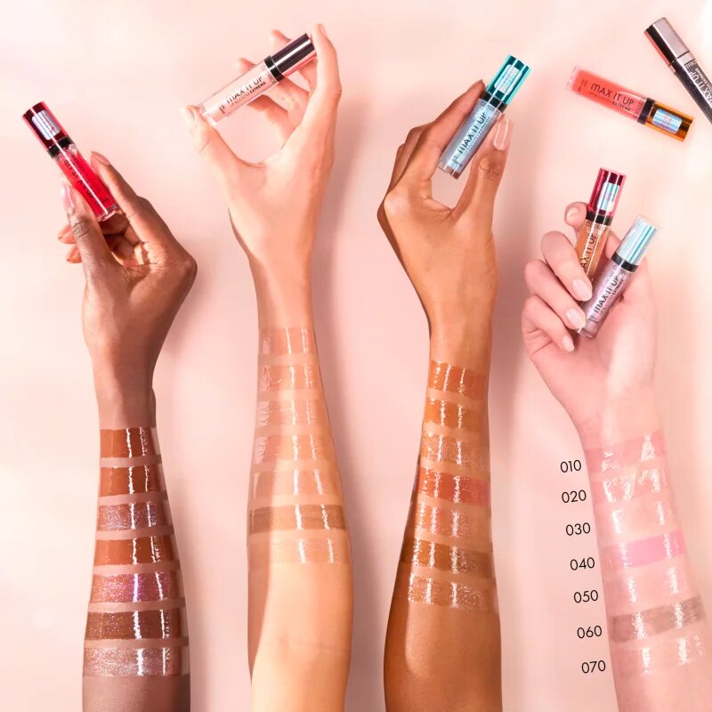 Catrice Max It Up Lip Booster Extreme luciu de buze pentru un volum suplimentar culoare 010 - Spice Girl 4 ml